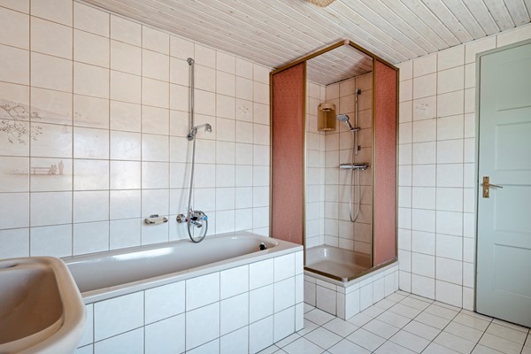 Medium property photo - Prinses Irenelaan 25, 5953 EC Reuver